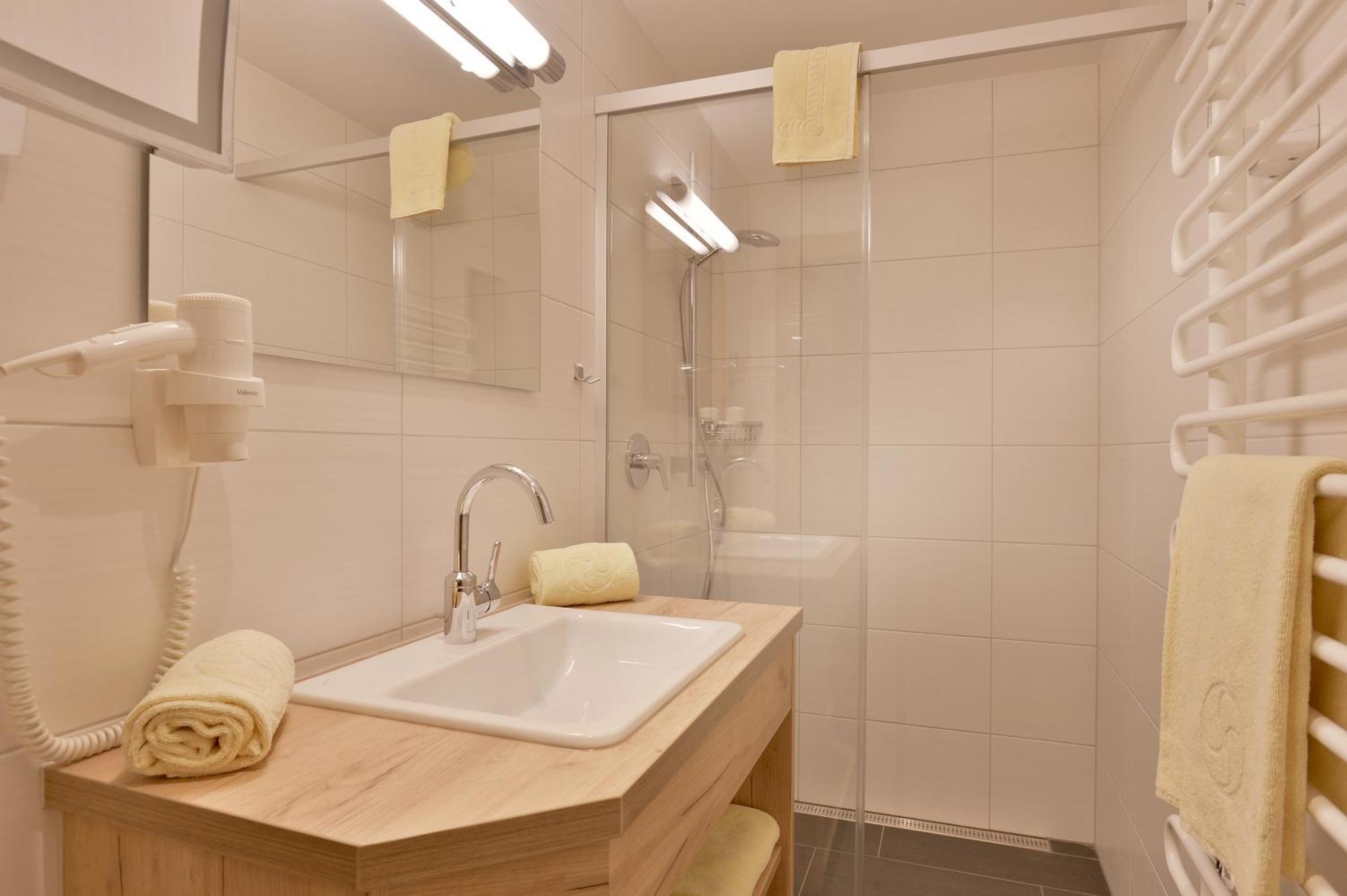 Hotel Garni Tirolerhof Hopfgarten im Brixental Bilik gambar
